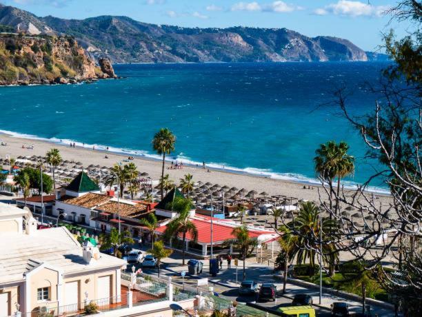 Estudio Maria De Waard Nerja Exterior photo