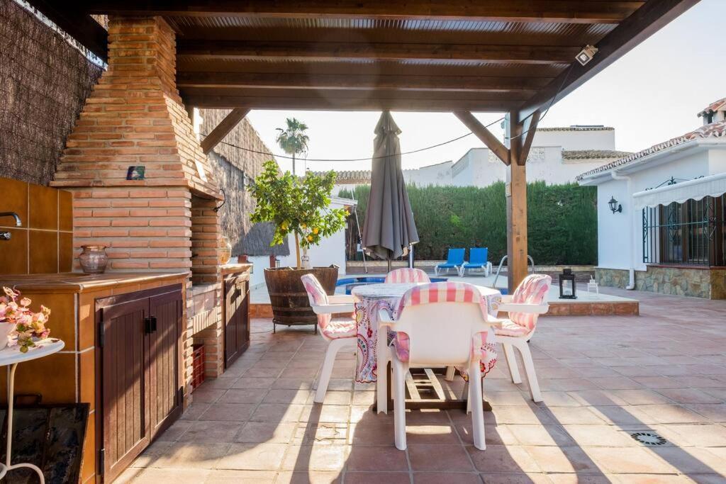 Estudio Maria De Waard Nerja Exterior photo